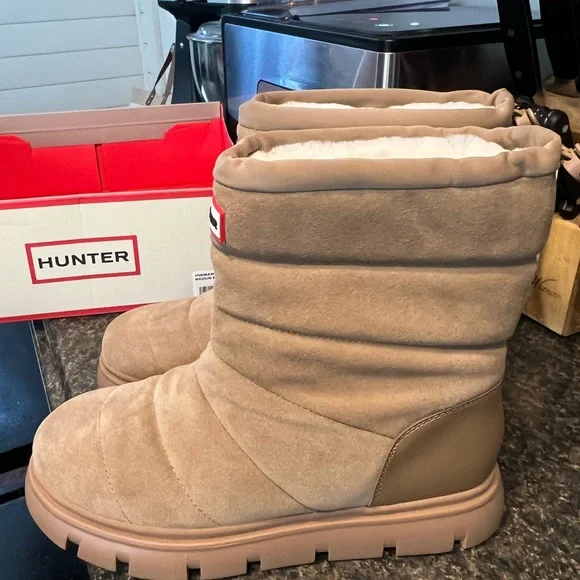 New Hunter Women’s Maribel Lug Sole Insulated Waterproof Snow Booties Boots Tan - Picture 5 of 15